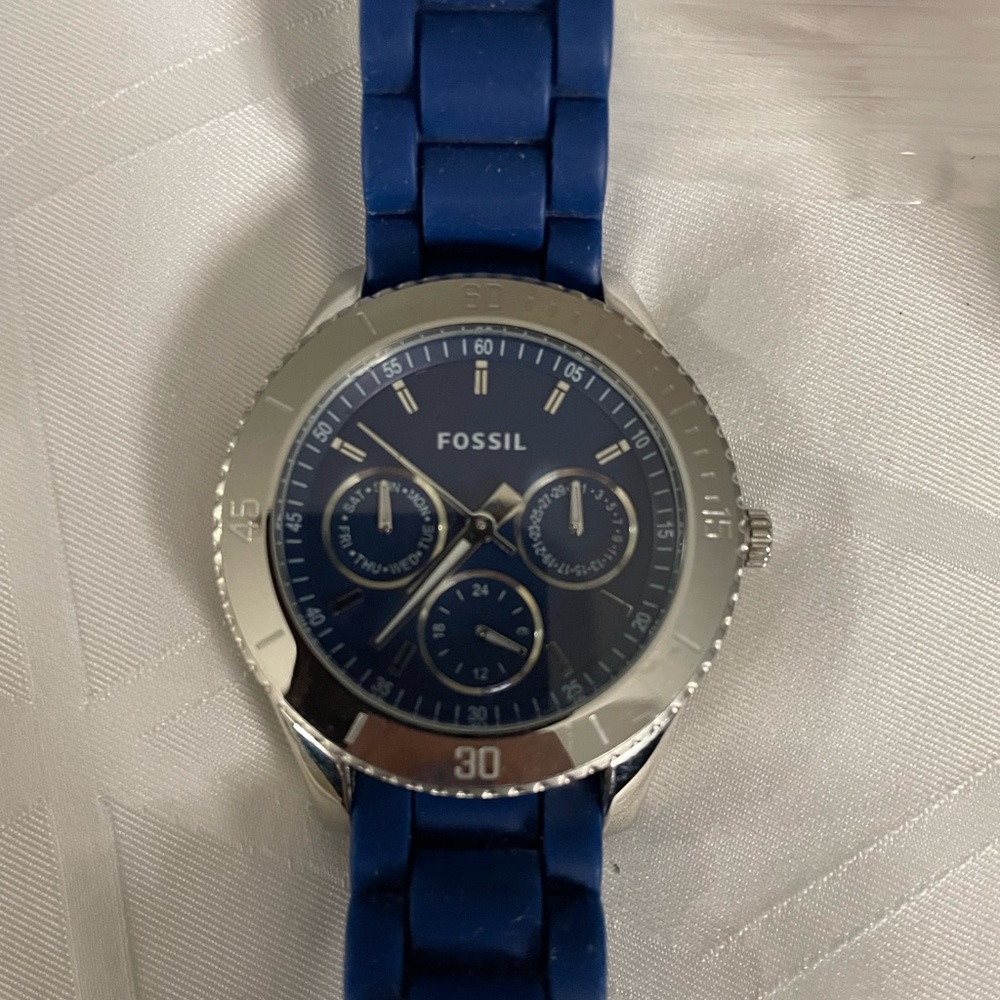 Fossil | Stella | CH2710 | Blue and Silver Watch |